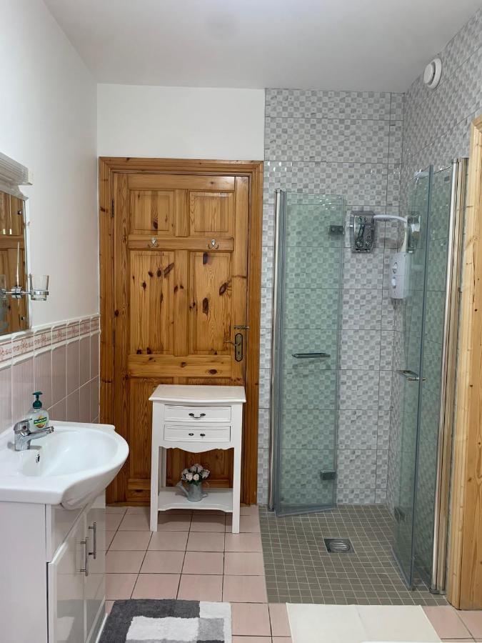 Garrenmore Lodge B&B 티퍼레리 외부 사진